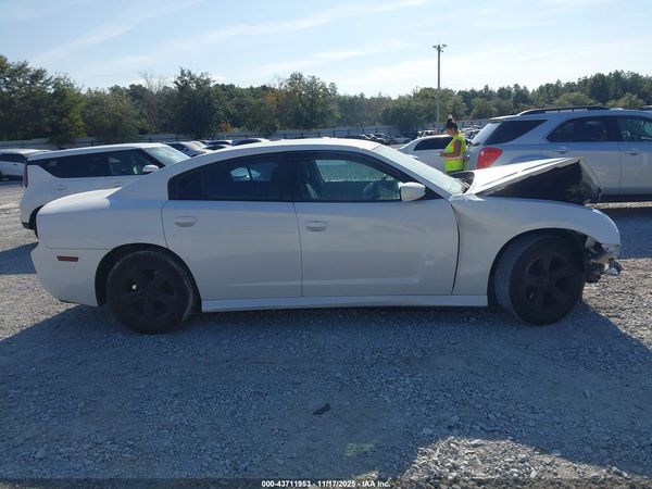 2014 DODGE CHARGER SE