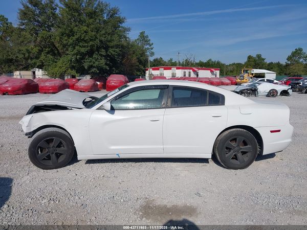 2014 DODGE CHARGER SE