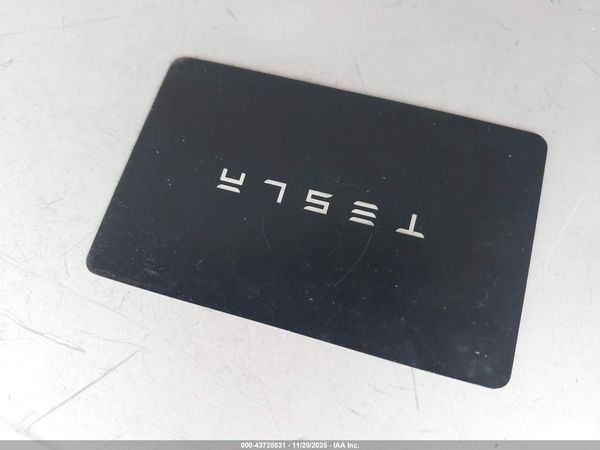 2022 TESLA MODEL S