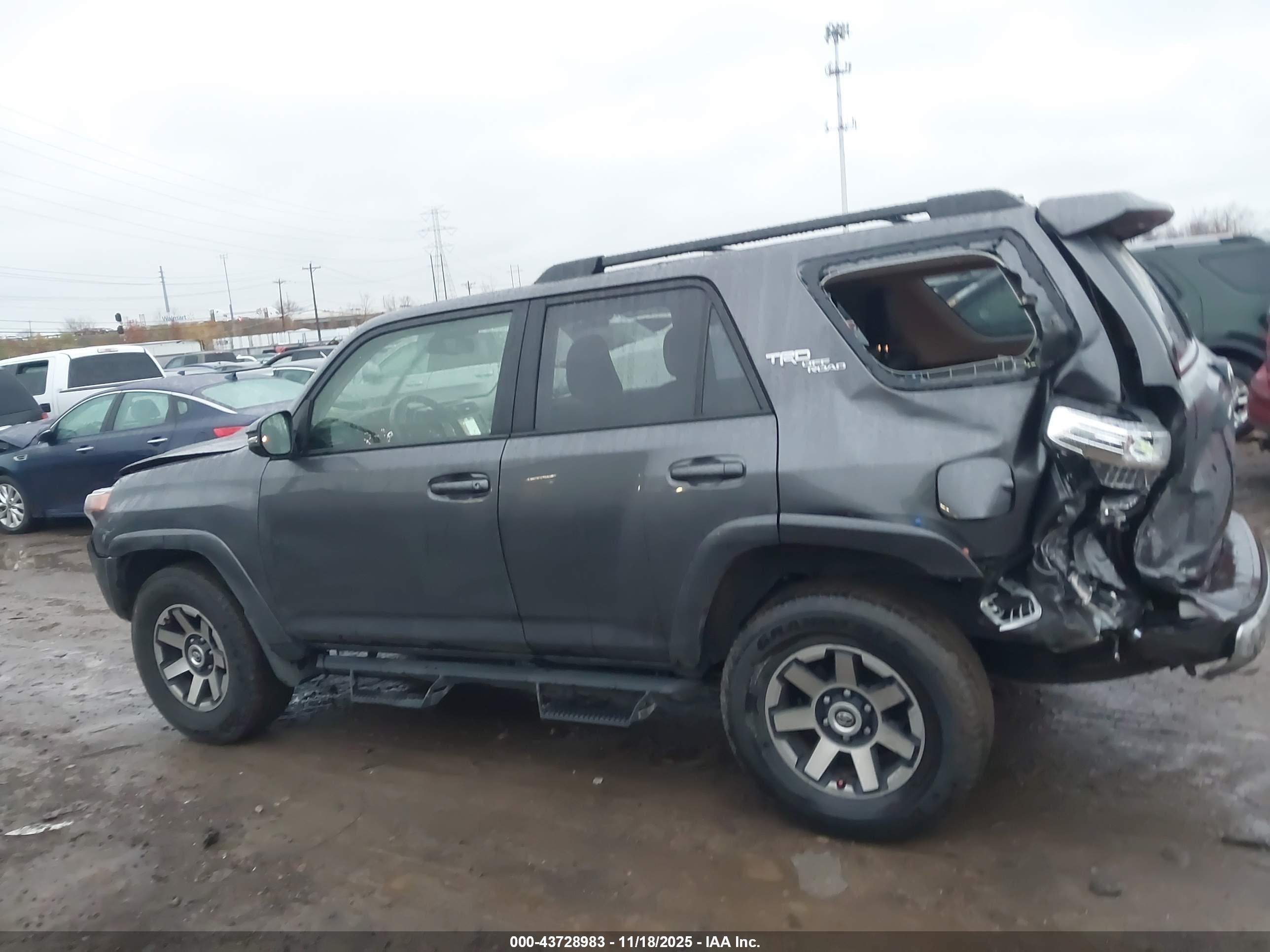 2023 TOYOTA 4RUNNER TRD OFF ROAD PREMIUM