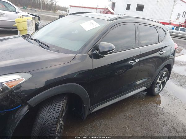 2017 HYUNDAI TUCSON