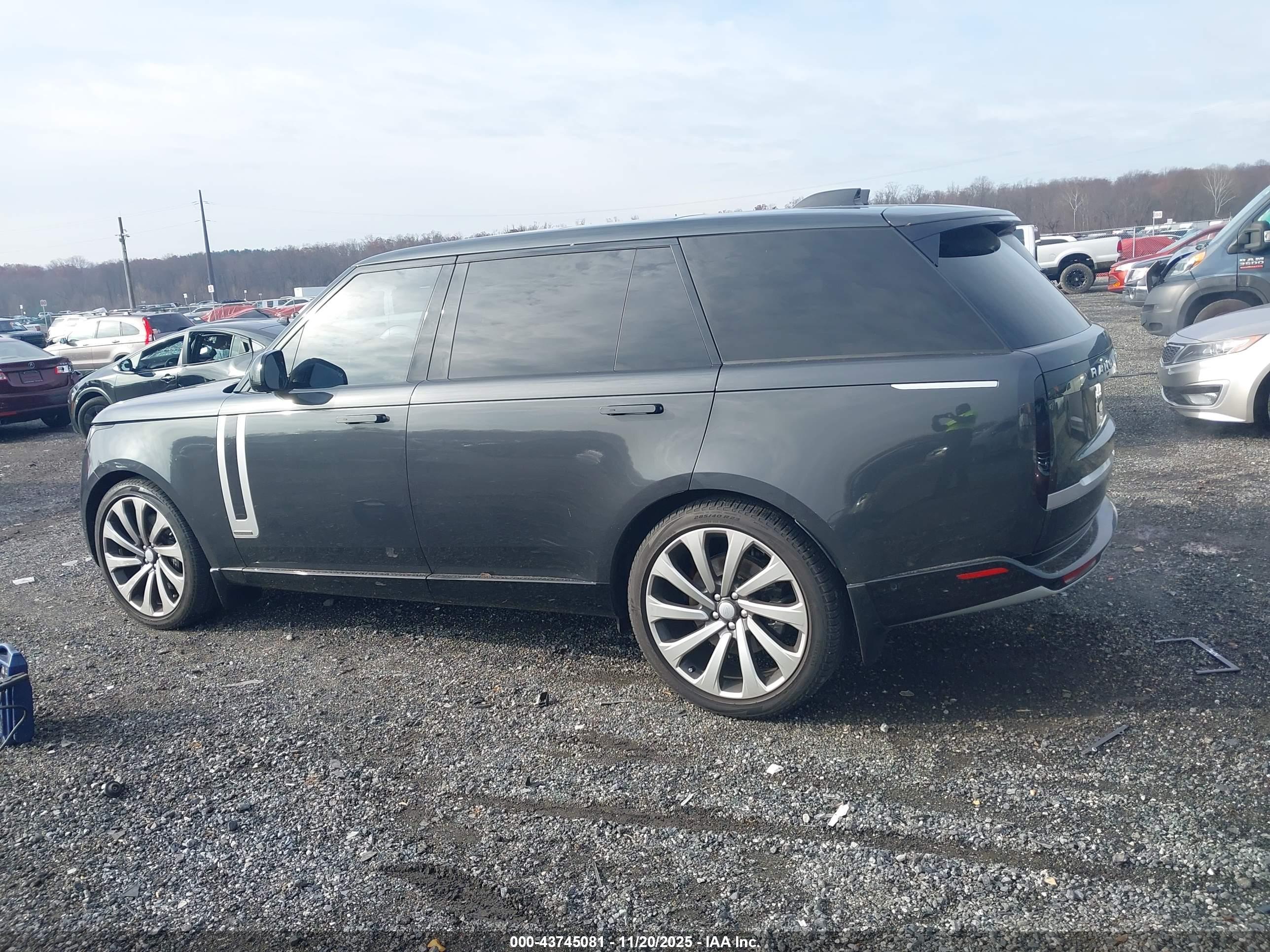 2023 LAND ROVER RANGE ROVER Autobiography