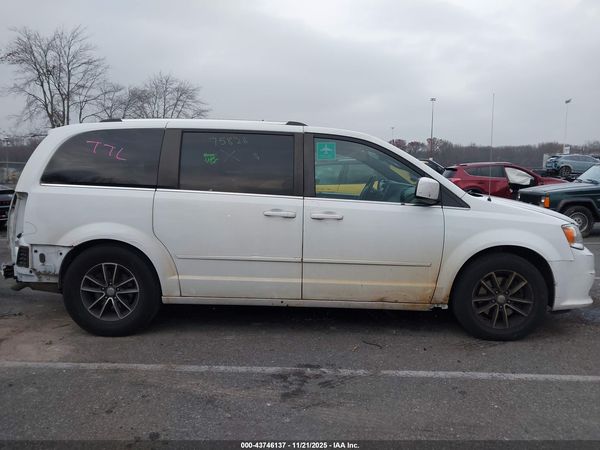 2017 DODGE GRAND CARAVAN SXT
