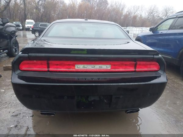 2014 DODGE CHALLENGER SXT PLUS