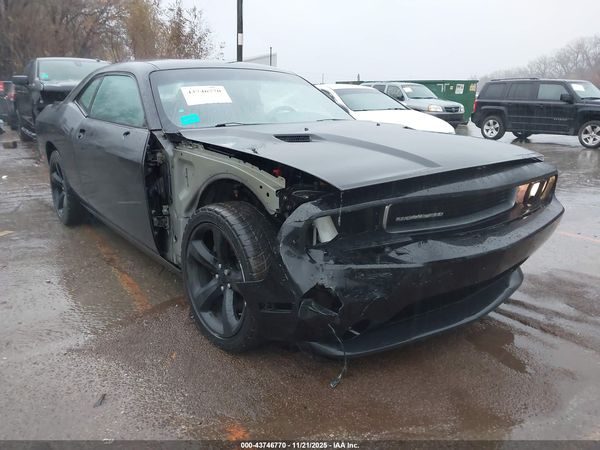 2014 DODGE CHALLENGER SXT PLUS