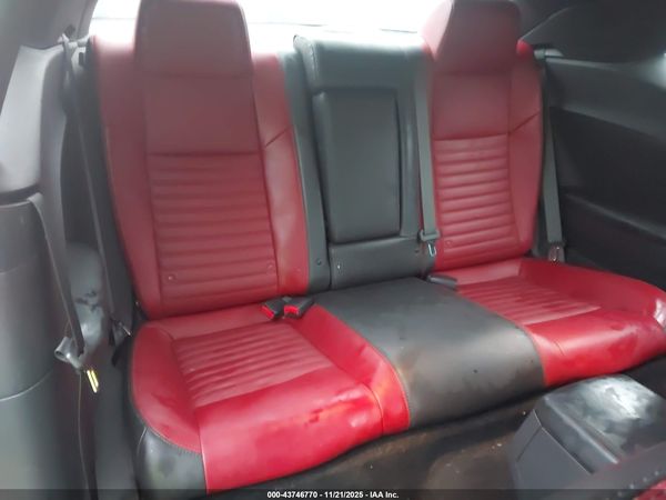 2014 DODGE CHALLENGER SXT PLUS