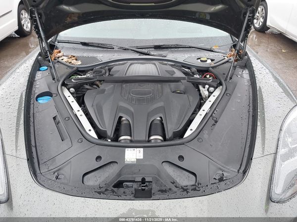 2023 PORSCHE PANAMERA