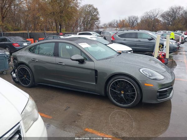 2023 PORSCHE PANAMERA