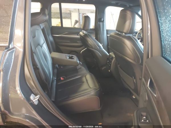 2024 JEEP GRAND CHEROKEE 4XE Limited 4XE — I8