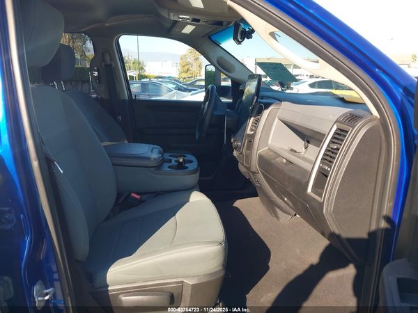 2017 RAM 1500 TRADESMAN  4X4 6'4 BOX