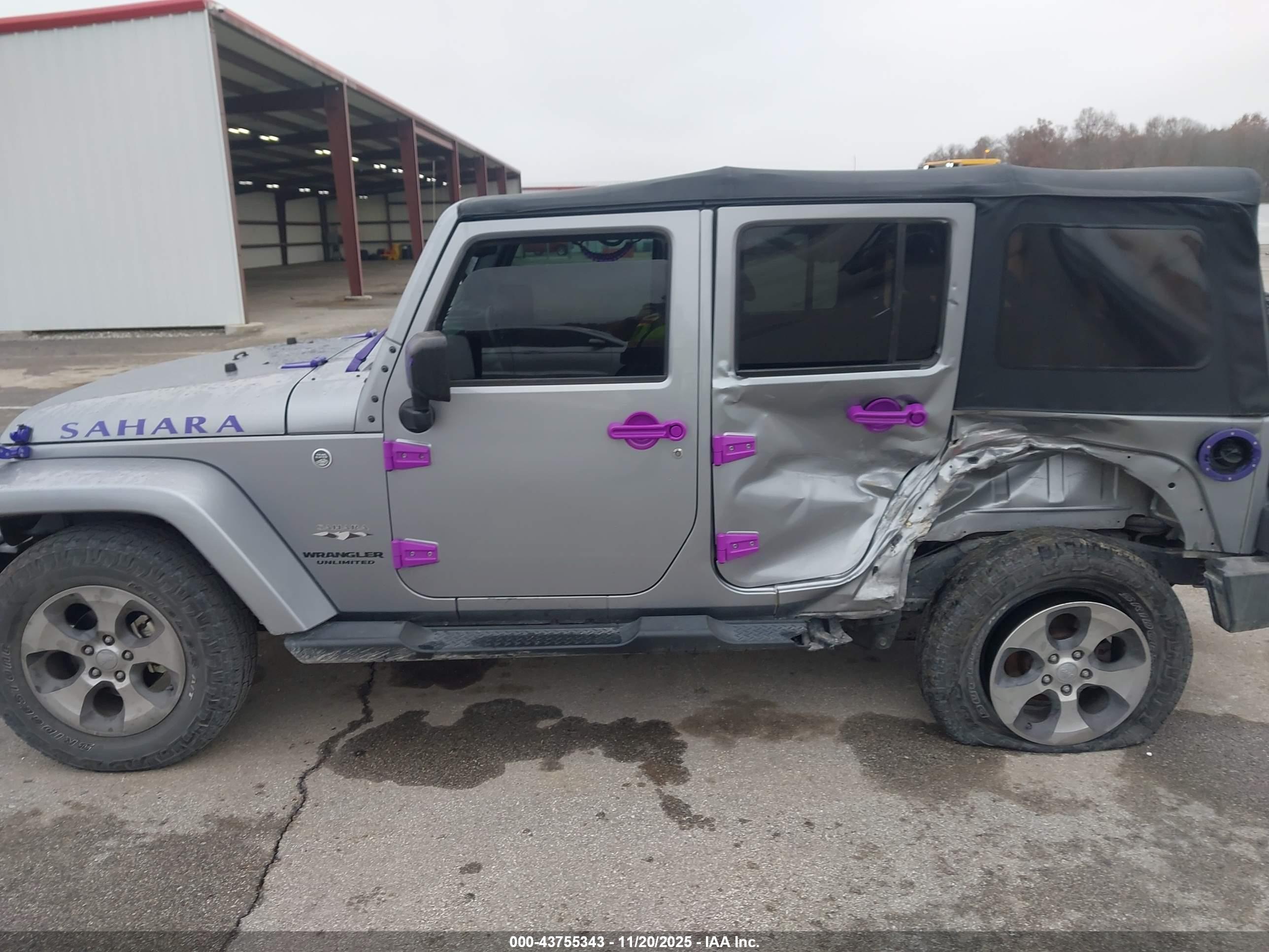 2017 JEEP WRANGLER UNLIMITED SAHARA 4X4