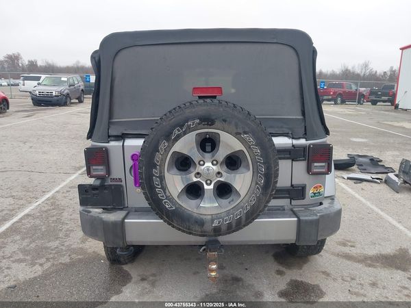 2017 JEEP WRANGLER UNLIMITED SAHARA 4X4