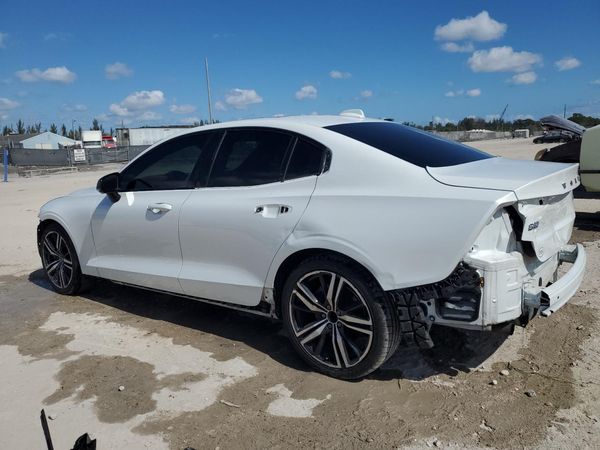 2020 VOLVO S60