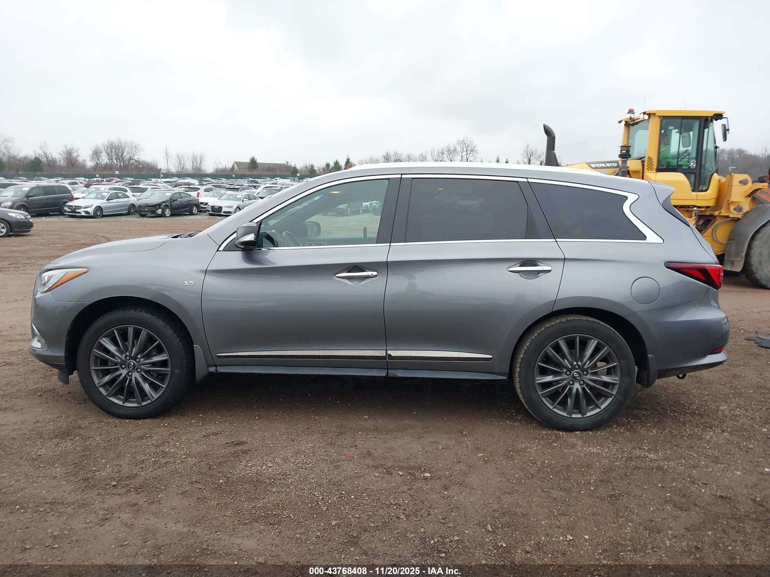 2020 INFINITI QX60 LUXE AWD