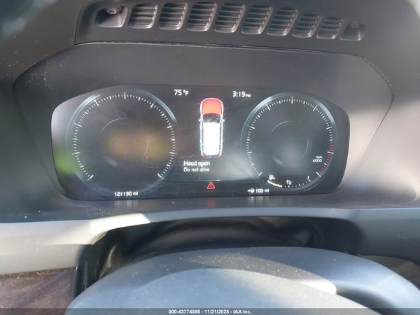 2019 VOLVO XC90 T5 MOMENTUM