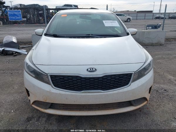 2017 KIA FORTE LX