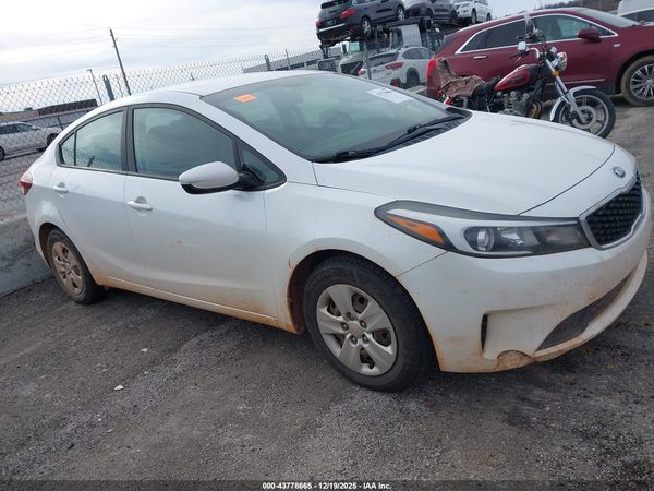 2017 KIA FORTE LX