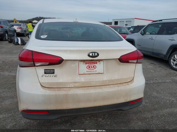 2017 KIA FORTE LX