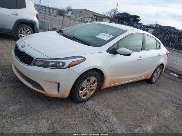 2017 KIA FORTE LX