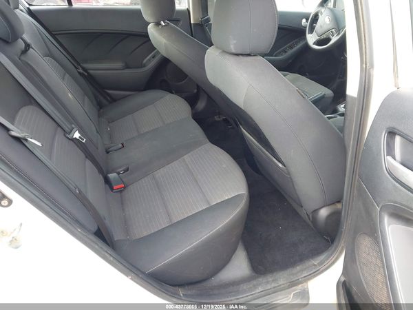 2017 KIA FORTE LX