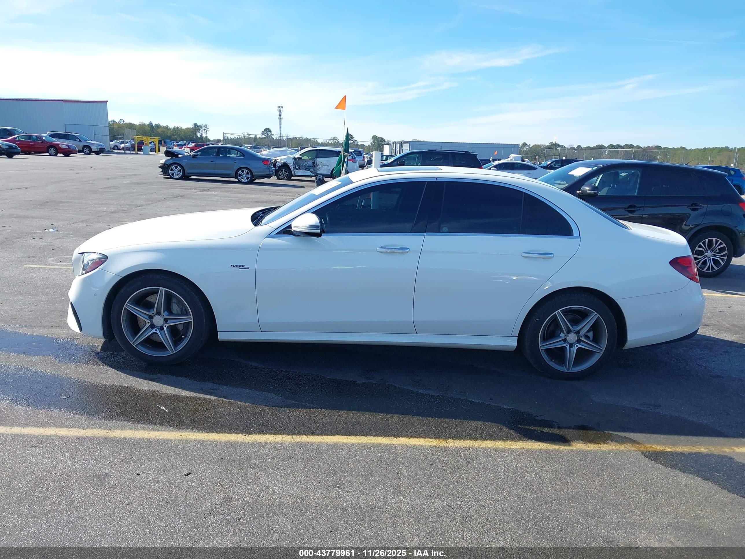 2017 MERCEDES-BENZ E 300 4MATIC
