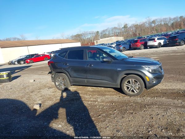 2023 KIA SELTOS S