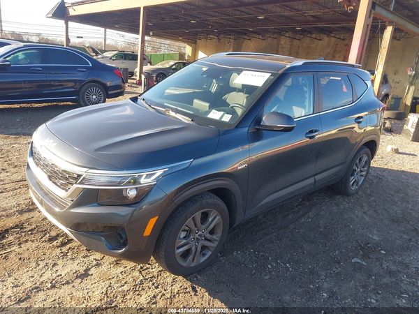 2023 KIA SELTOS S
