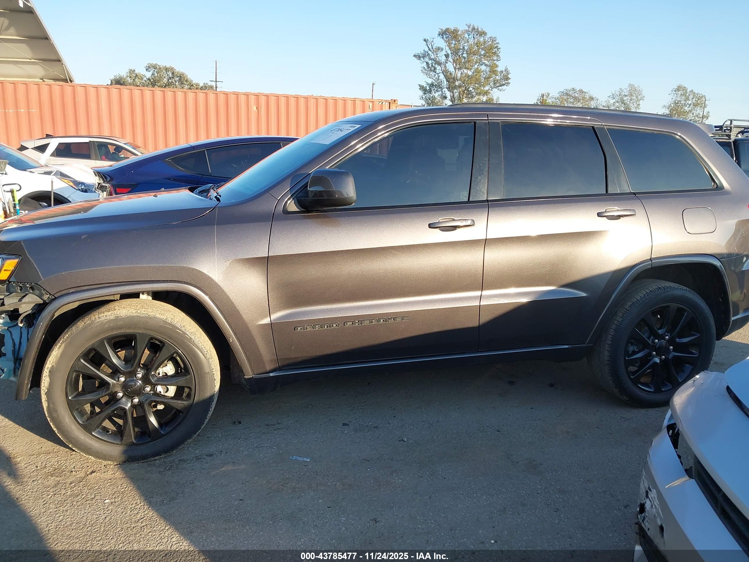 2019 JEEP GRAND CHEROKEE ALTITUDE 4X2
