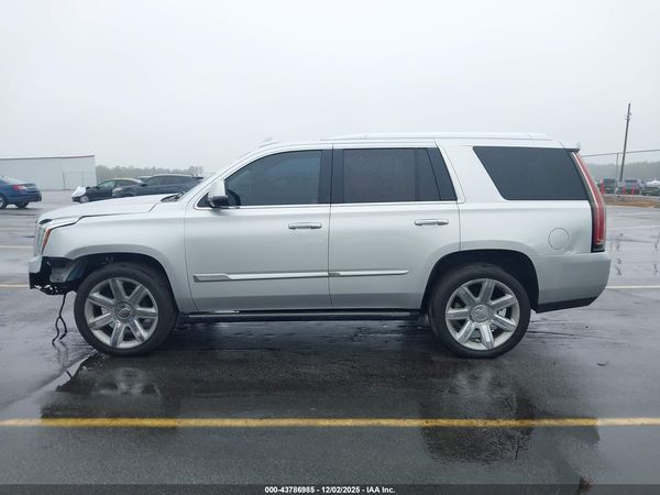 2016 CADILLAC ESCALADE PREMIUM COLLECTION