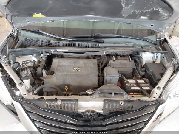 2014 TOYOTA SIENNA LIMITED 7 PASSENGER