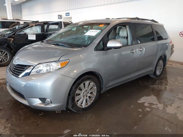 2014 TOYOTA SIENNA LIMITED 7 PASSENGER
