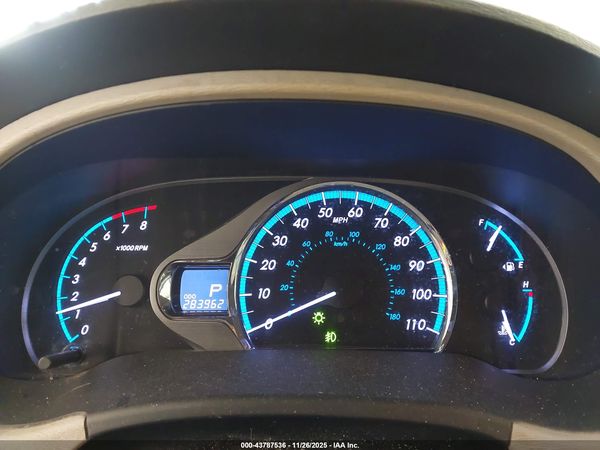 2014 TOYOTA SIENNA LIMITED 7 PASSENGER