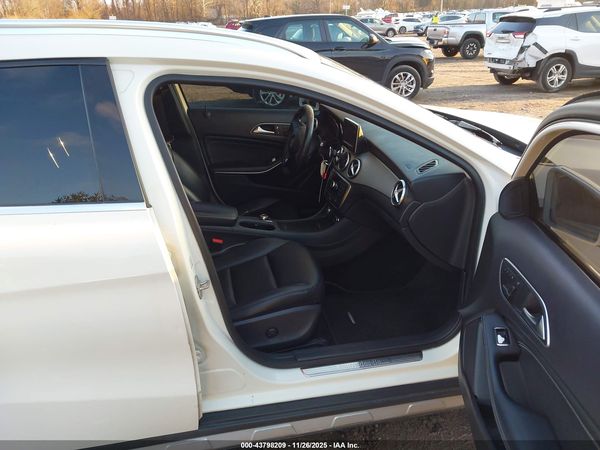 2015 MERCEDES-BENZ GLA 250 GLA250 4-MATIC