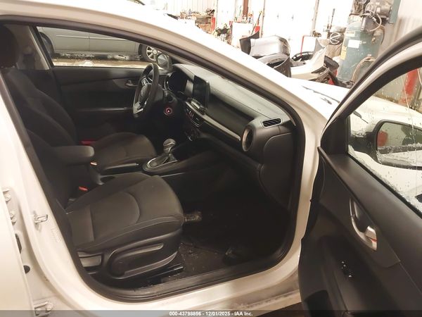 2019 KIA FORTE LXS