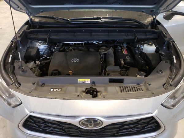 2020 TOYOTA HIGHLANDER