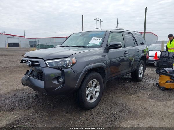 2022 TOYOTA 4RUNNER SR5 PREMIUM