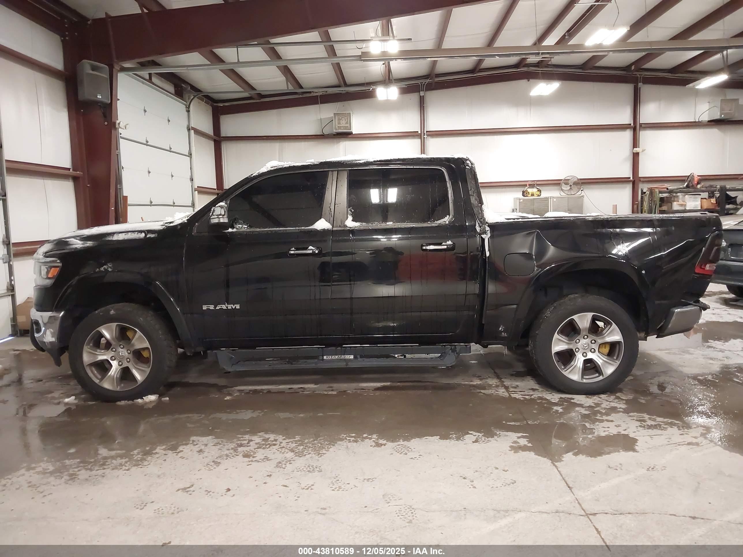 2020 RAM 1500 LARAMIE  4X4 5'7 BOX