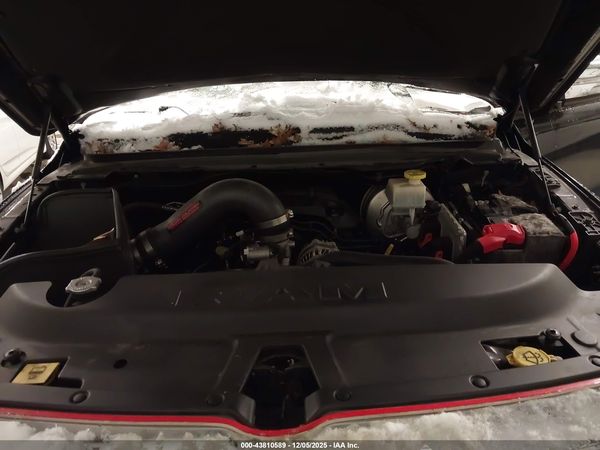 2020 RAM 1500 LARAMIE  4X4 5'7 BOX