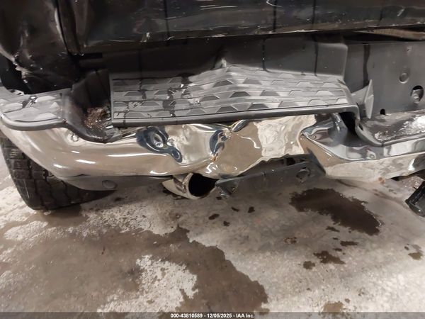 2020 RAM 1500 LARAMIE  4X4 5'7 BOX
