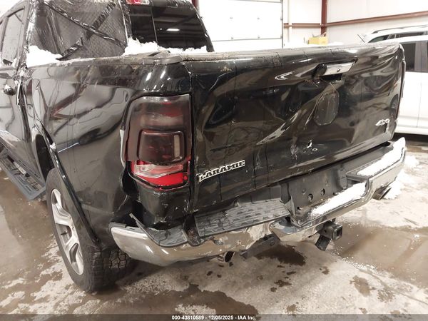 2020 RAM 1500 LARAMIE  4X4 5'7 BOX