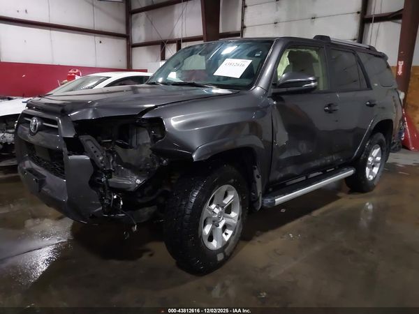 2023 TOYOTA 4RUNNER SR5 PREMIUM