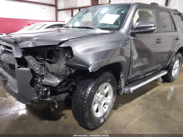 2023 TOYOTA 4RUNNER SR5 PREMIUM