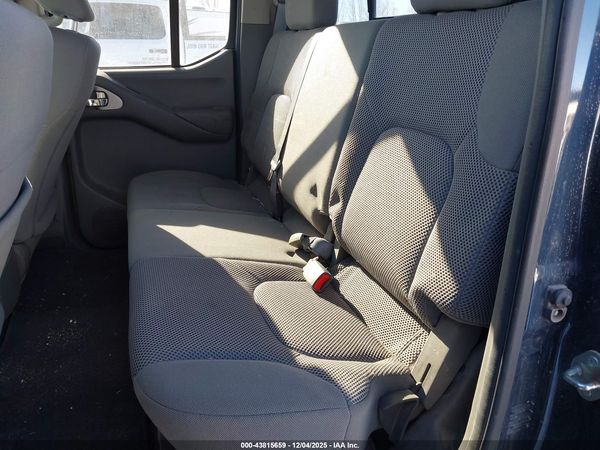 2019 NISSAN FRONTIER SV