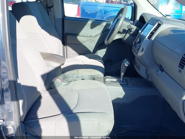 2019 NISSAN FRONTIER SV