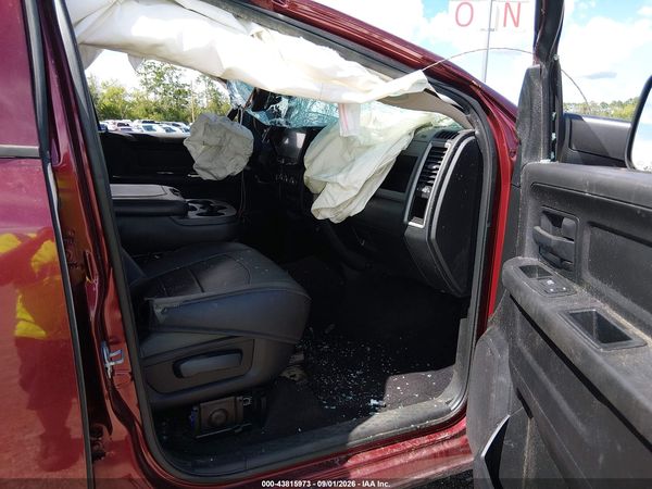 2017 RAM 2500 TRADESMAN  4X4 6'4 BOX