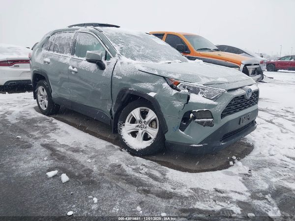 2021 TOYOTA RAV4 HYBRID XLE