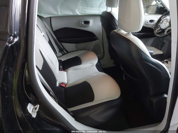 2020 JEEP COMPASS SUN AND WHEEL FWD — I8