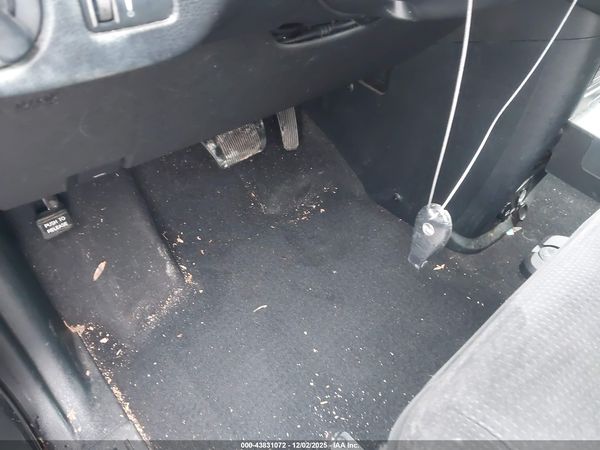 2014 DODGE GRAND CARAVAN SE 30TH ANNIVERSARY — I11