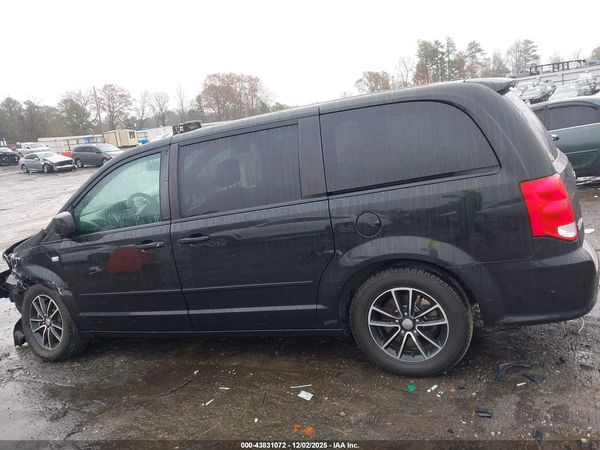 2014 DODGE GRAND CARAVAN SE 30TH ANNIVERSARY — I117