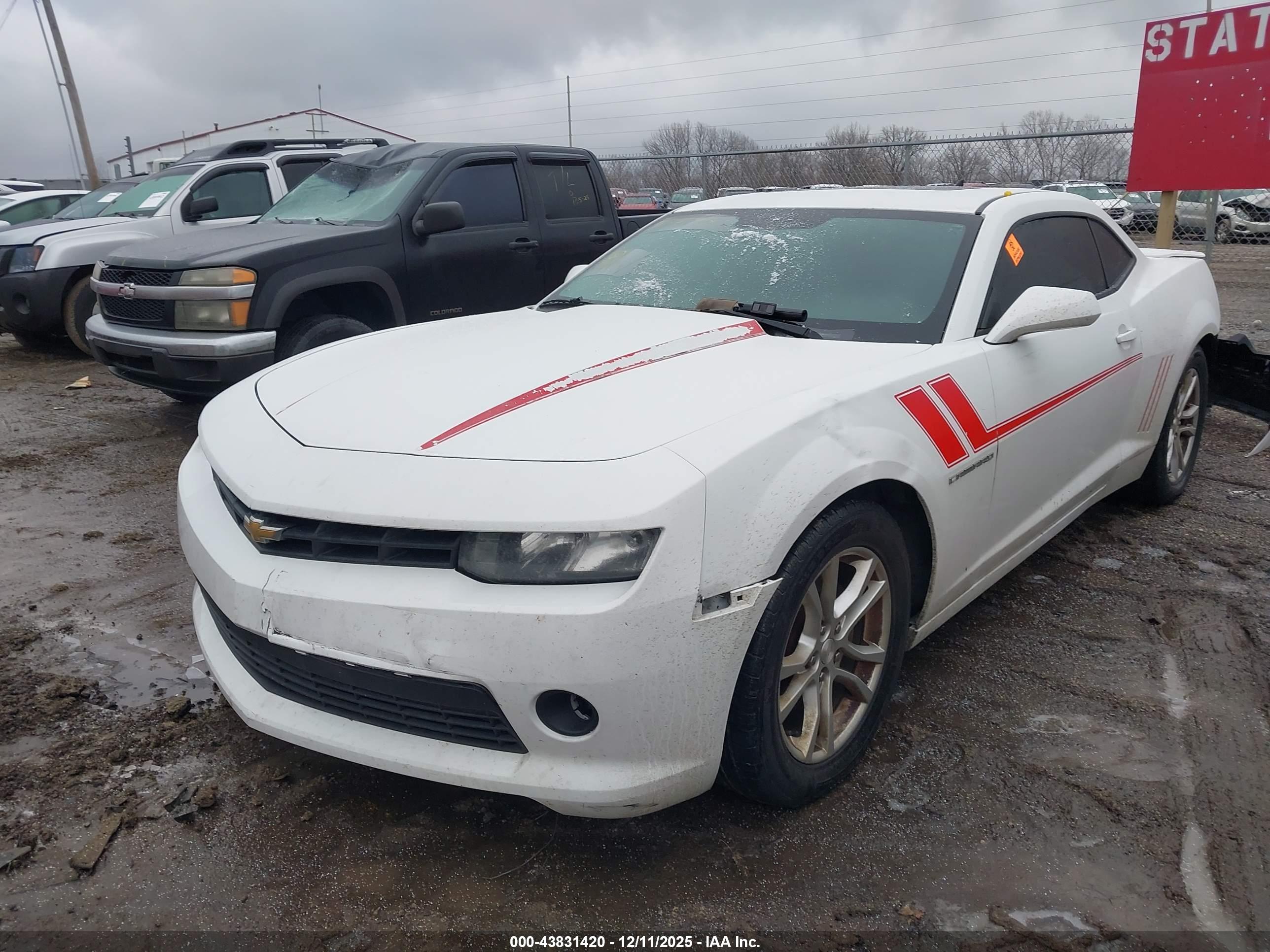 2015 CHEVROLET CAMARO 1LT — I2